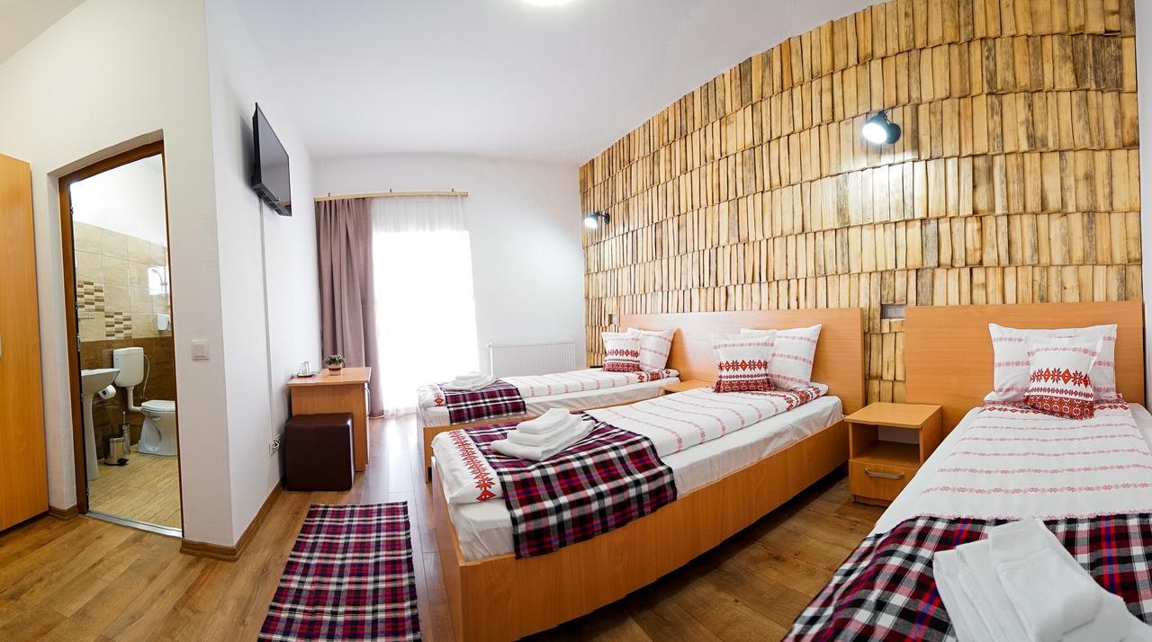 Casa Ralucai Hotell Moisei Eksteriør bilde