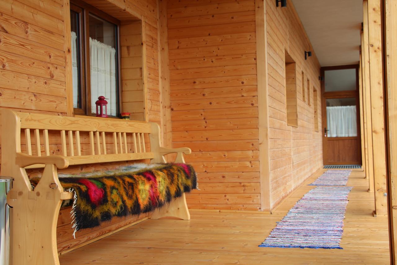 Casa Ralucai Hotell Moisei Eksteriør bilde